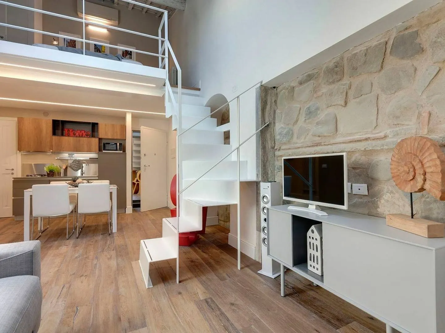 St. Elizabeth Apartments فلورنس إيطاليا